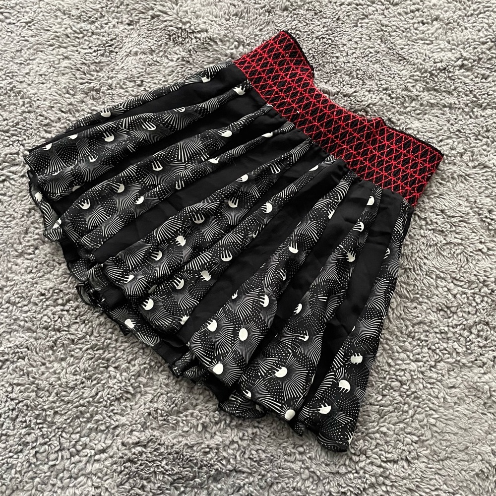 Sexy Mini Skirt by H&M.